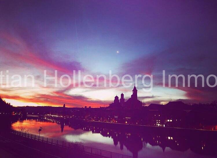 Äußerst gepflegtes 3-Familienhaus mit DG-Ausbaureserve