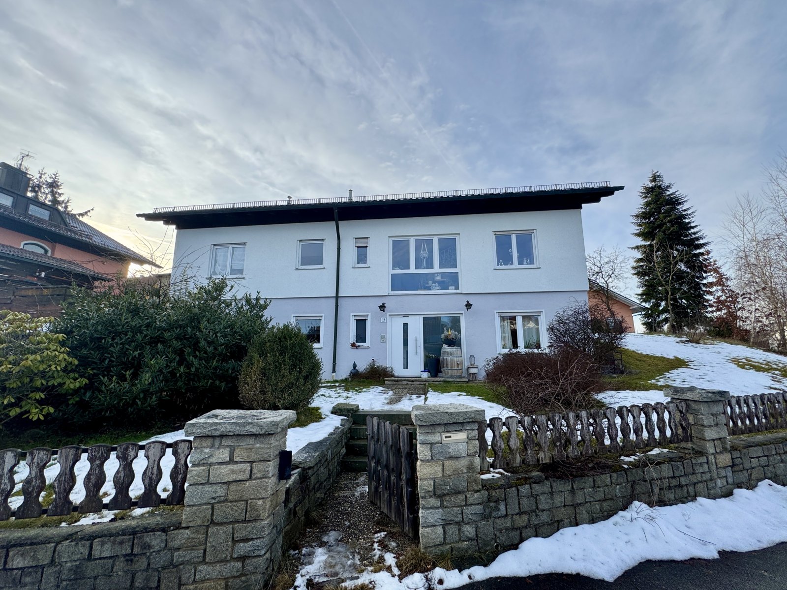 Hübsches Einfamilienhaus mit Einliegerwohnung  & viel Potenzial